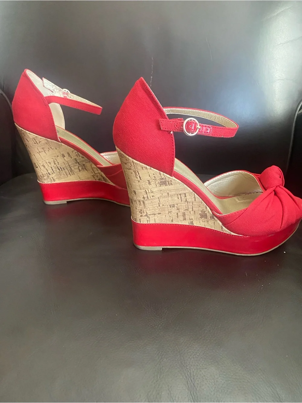 G by Guess bold red